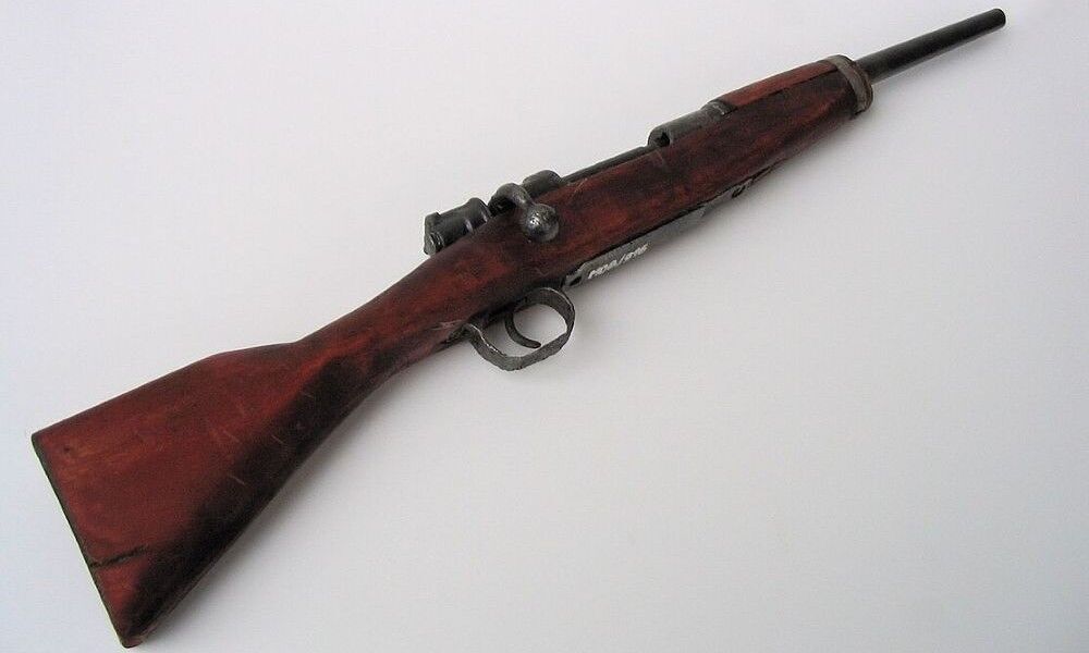 1112px-Mauser_wz_98,_sawed-off,_Muzeum_Orła_Białego.jpg